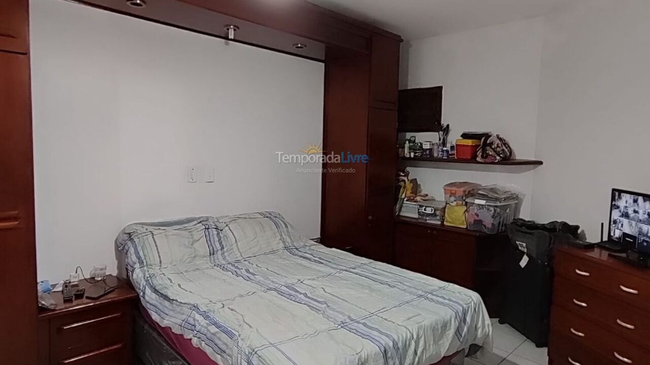 Apartamento para aluguel de temporada em Itapema (Meia Praia)
