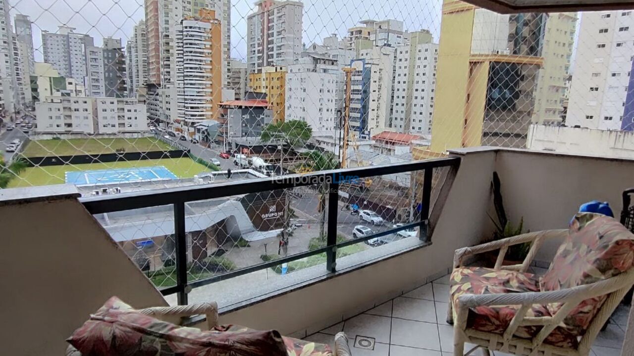Apartamento para aluguel de temporada em Itapema (Meia Praia)