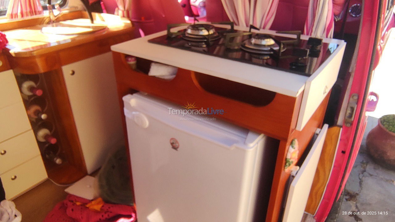 Casa para aluguel de temporada em Serra (Praia de Capuba)