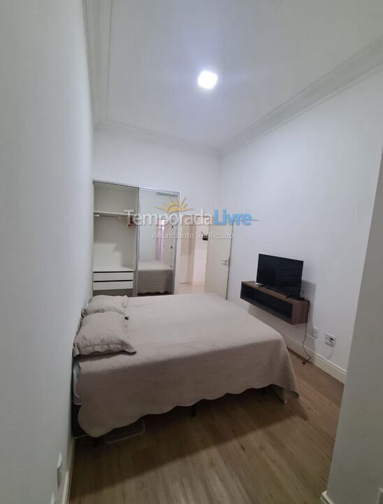 Apartment for vacation rental in Itapema (Meia Praia)