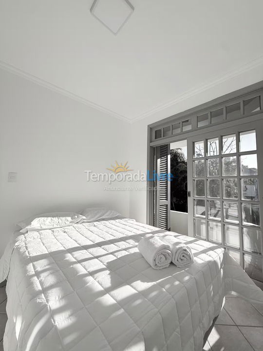 House for vacation rental in Florianopolis (Jurerê Internacional)