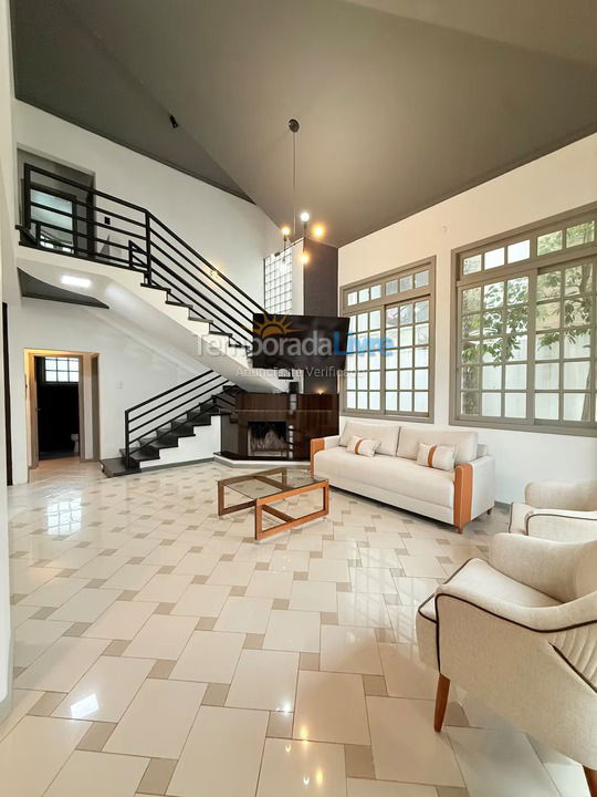 House for vacation rental in Florianopolis (Jurerê Internacional)