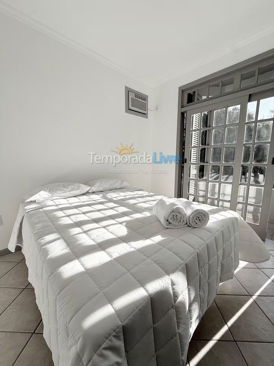 House for vacation rental in Florianopolis (Jurerê Internacional)