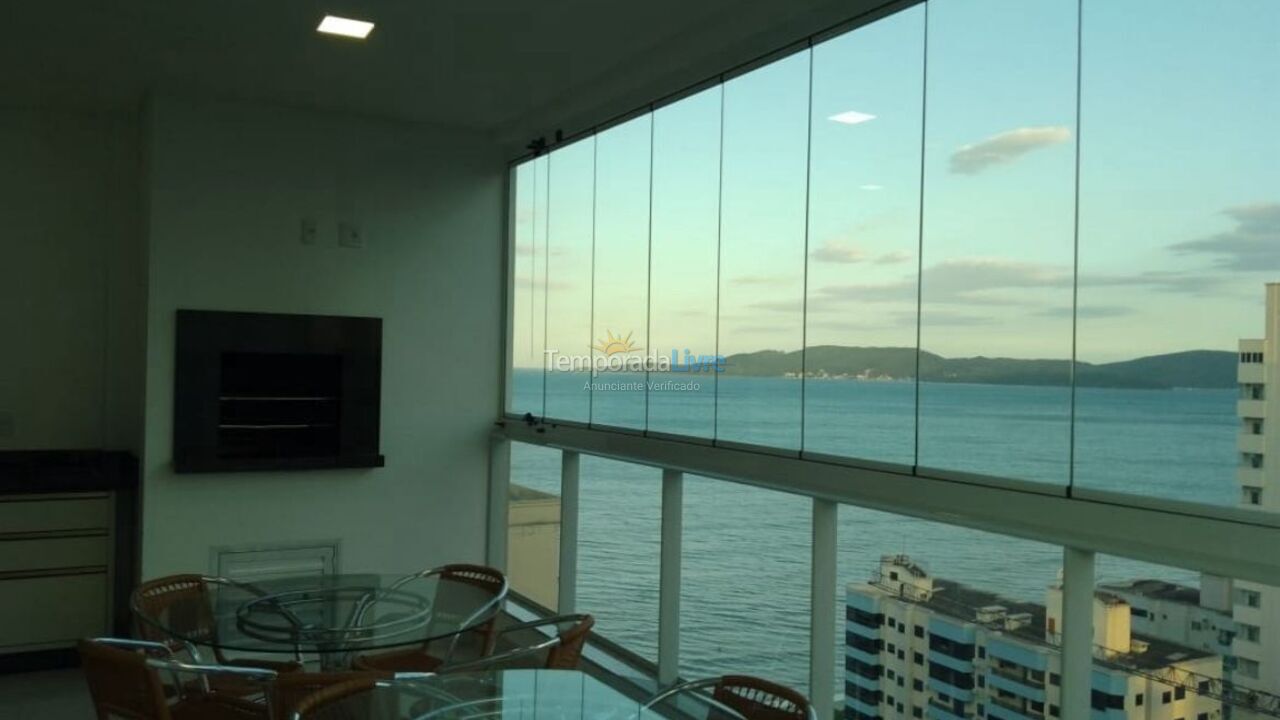 Apartamento para aluguel de temporada em Itapema (Meia Praia)