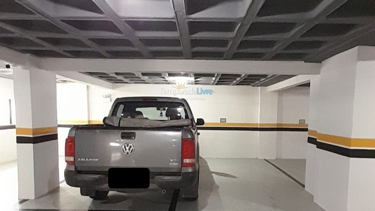 Apartamento para aluguel de temporada em Itapema (Meia Praia)