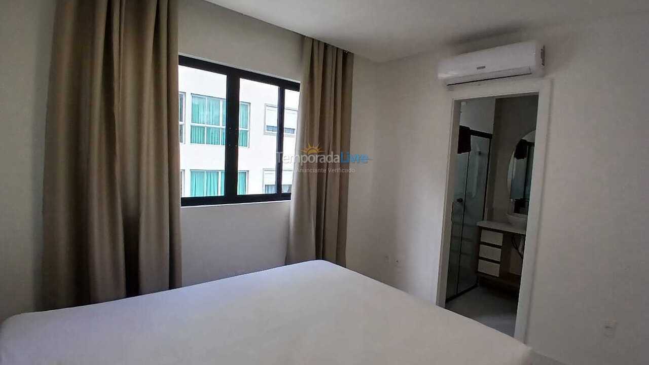 Apartamento para aluguel de temporada em Itapema (Meia Praia)