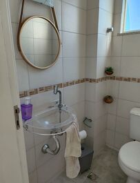 300 meters from the sea with a great location in Meia Praia / Itapema