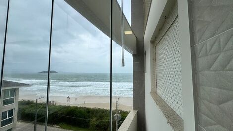 Frente mar – Disponível para locação!