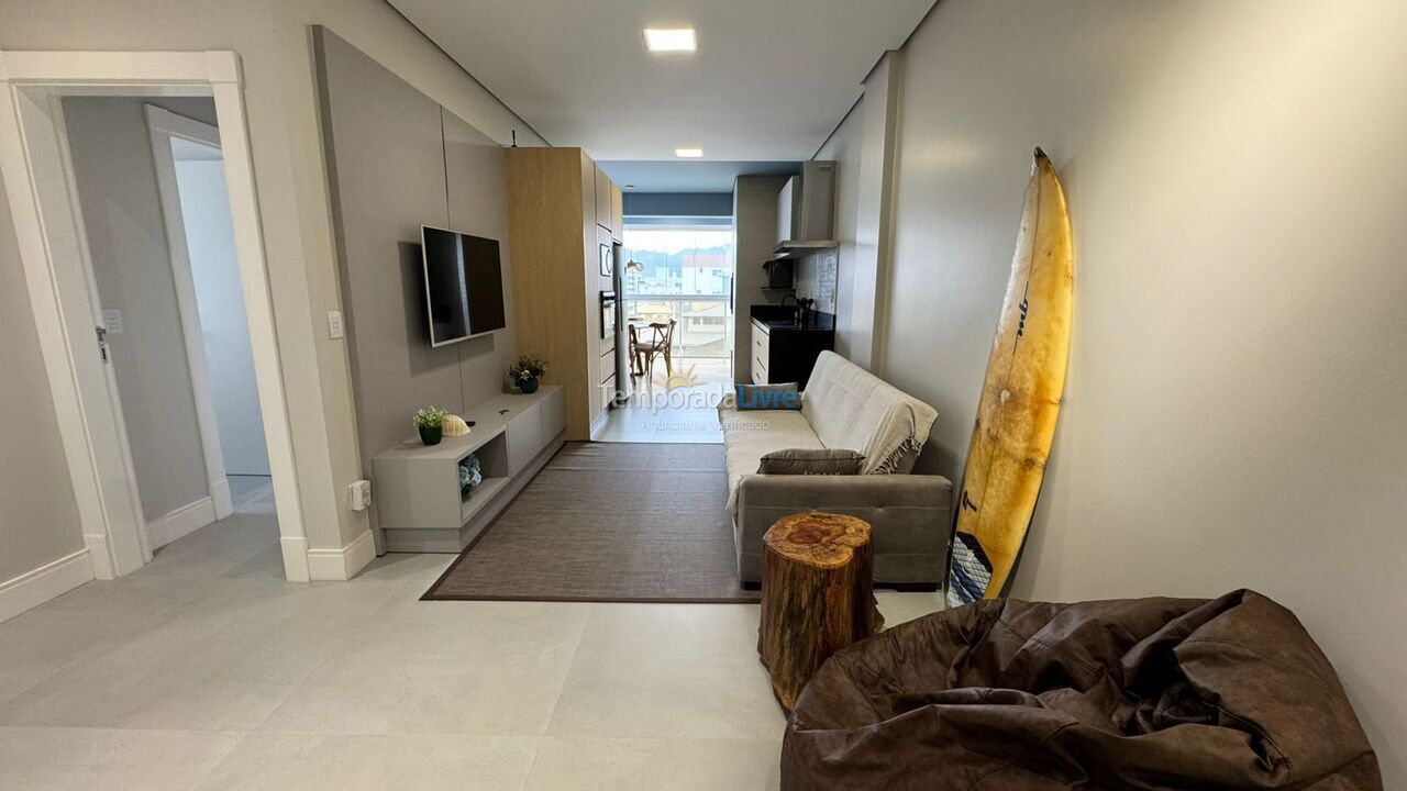 Apartamento para aluguel de temporada em Governador Celso Ramos (Praia Grande)