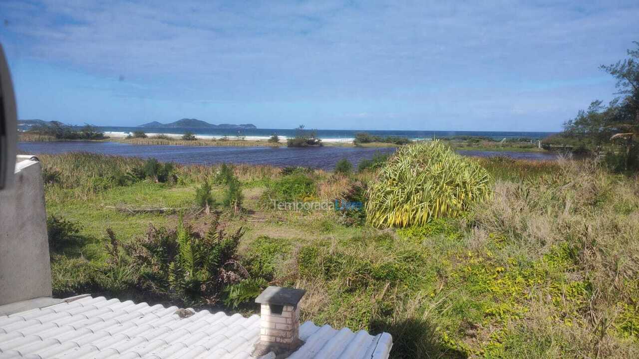 Casa para aluguel de temporada em Cabo Frio (Praia do Foguete)