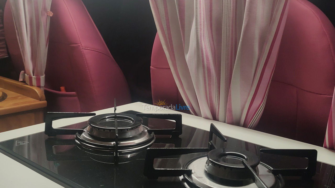 Casa para aluguel de temporada em Serra (Praia de Capuba)