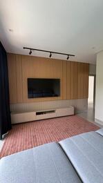 Newly opened modern house, 6 suites and full leisure facilities in Riviera