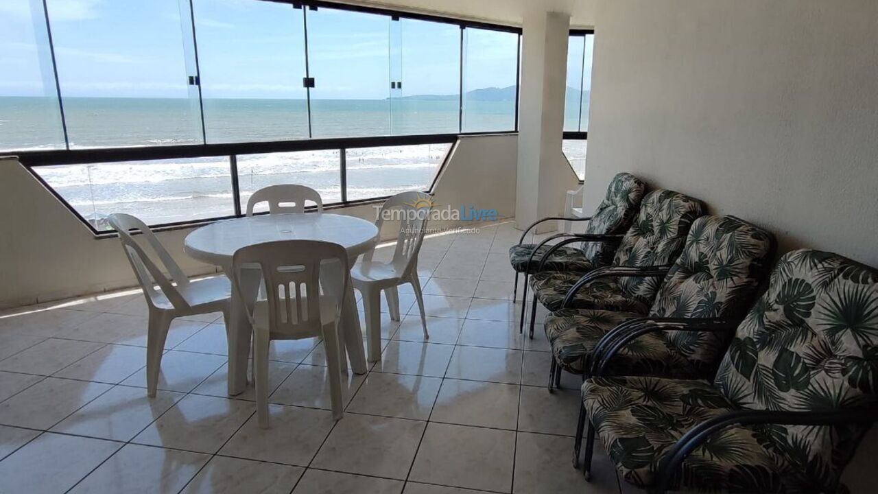 Apartment for vacation rental in Itapema (Meia Praia)