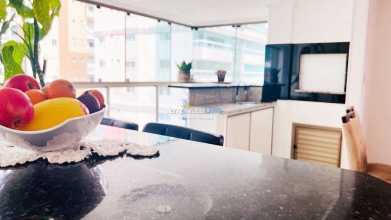 Apartment for vacation rental in Itapema (Meia Praia)