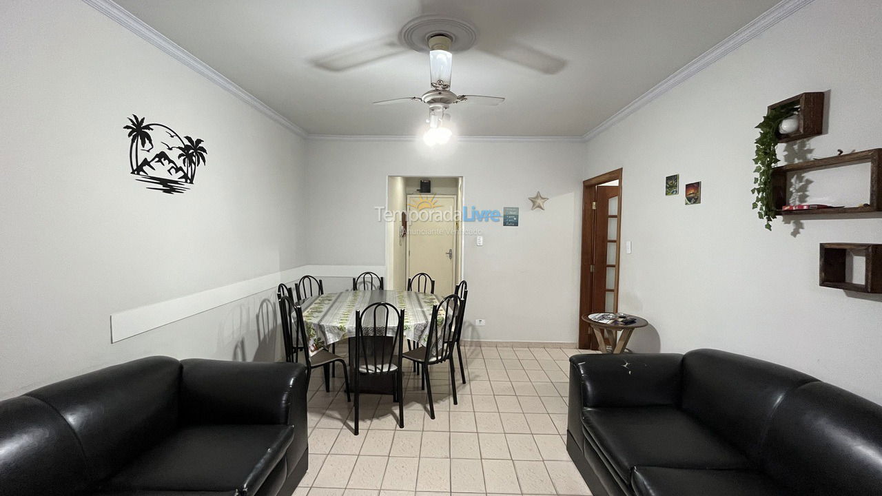 Sala visto da janela  Apartment for vacation rental in Guarujá (Pitangueiras)