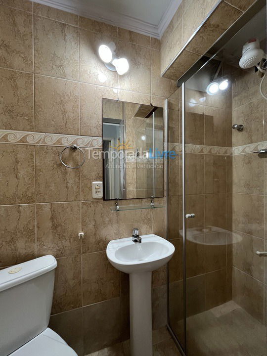 Banheiro social Apartment for vacation rental in Guarujá (Pitangueiras)