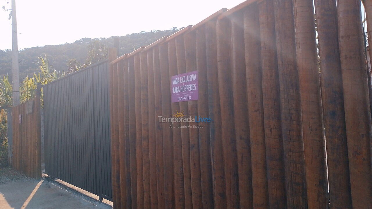 Apartamento para alquiler de vacaciones em Ubatuba (Maranduba)