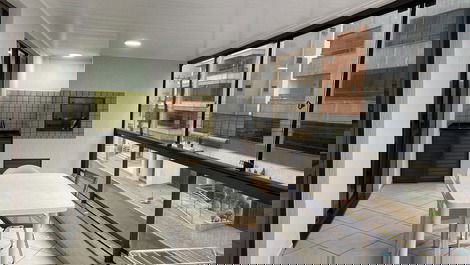 Apartamento há 160 metros da praia