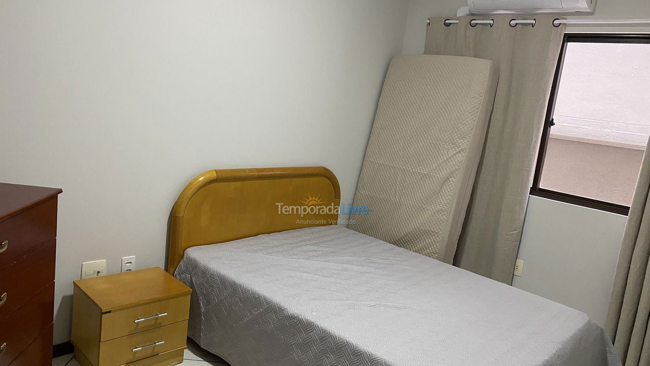 Casa para aluguel de temporada em Itapema (Meia Praia)