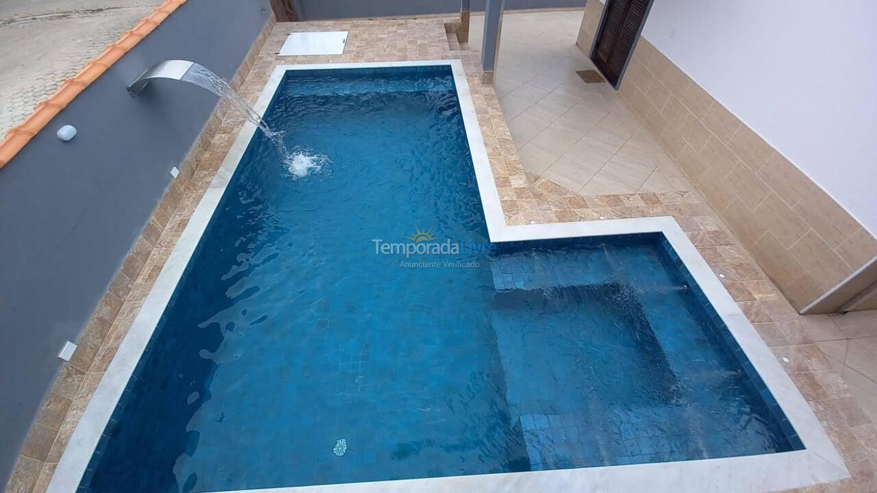 Casa para aluguel de temporada em Caraguatatuba (Massaguaçu)