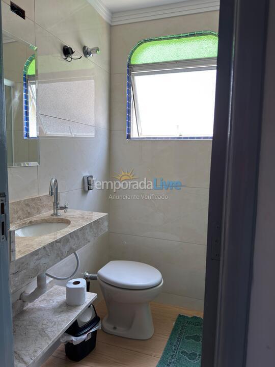 Apartamento para aluguel de temporada em Ubatuba (Praia do Tenório)