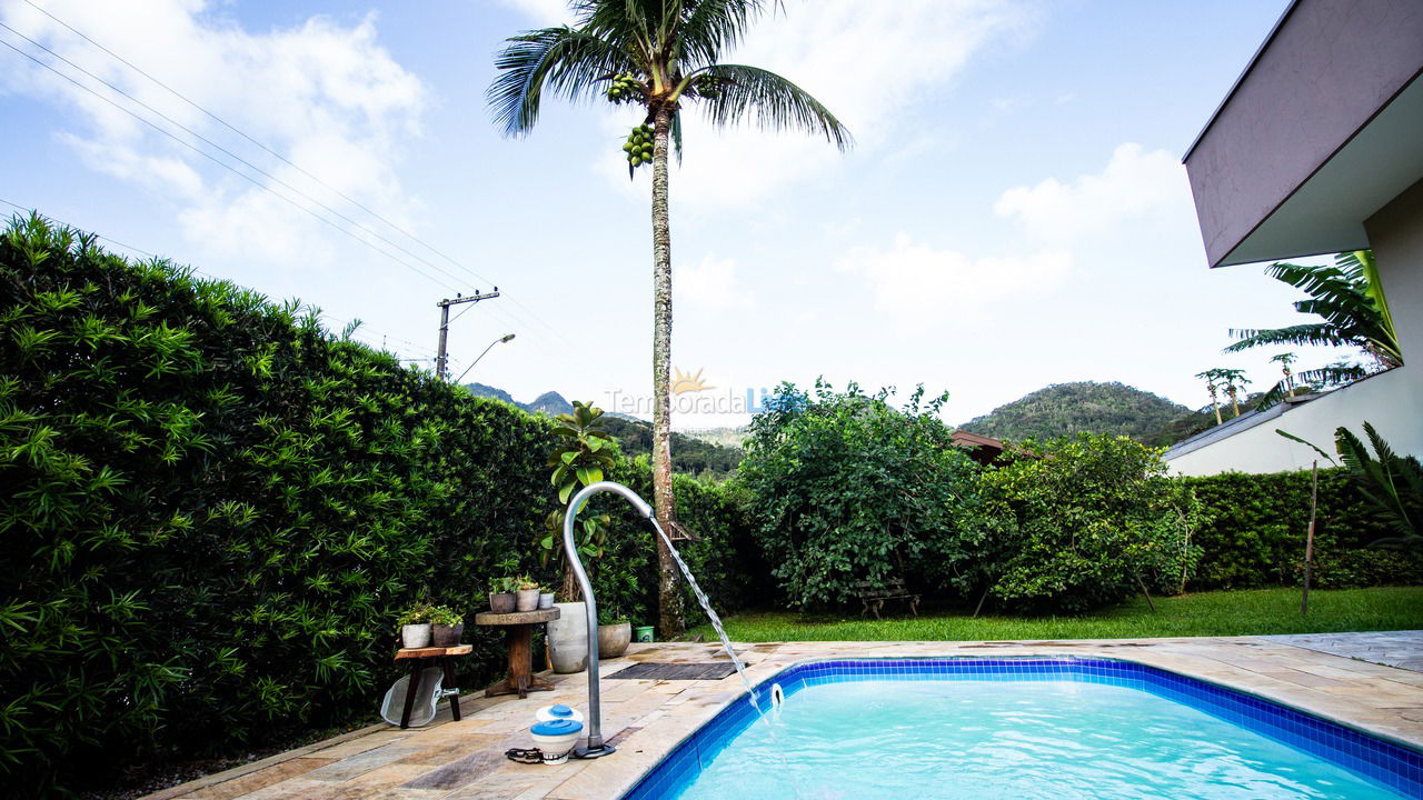 House for vacation rental in Ubatuba (Horto Florestal)