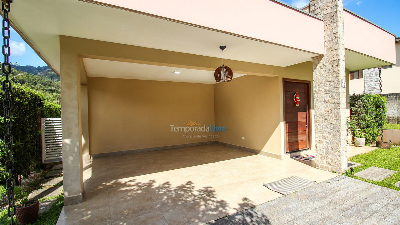 House for vacation rental in Ubatuba (Horto Florestal)