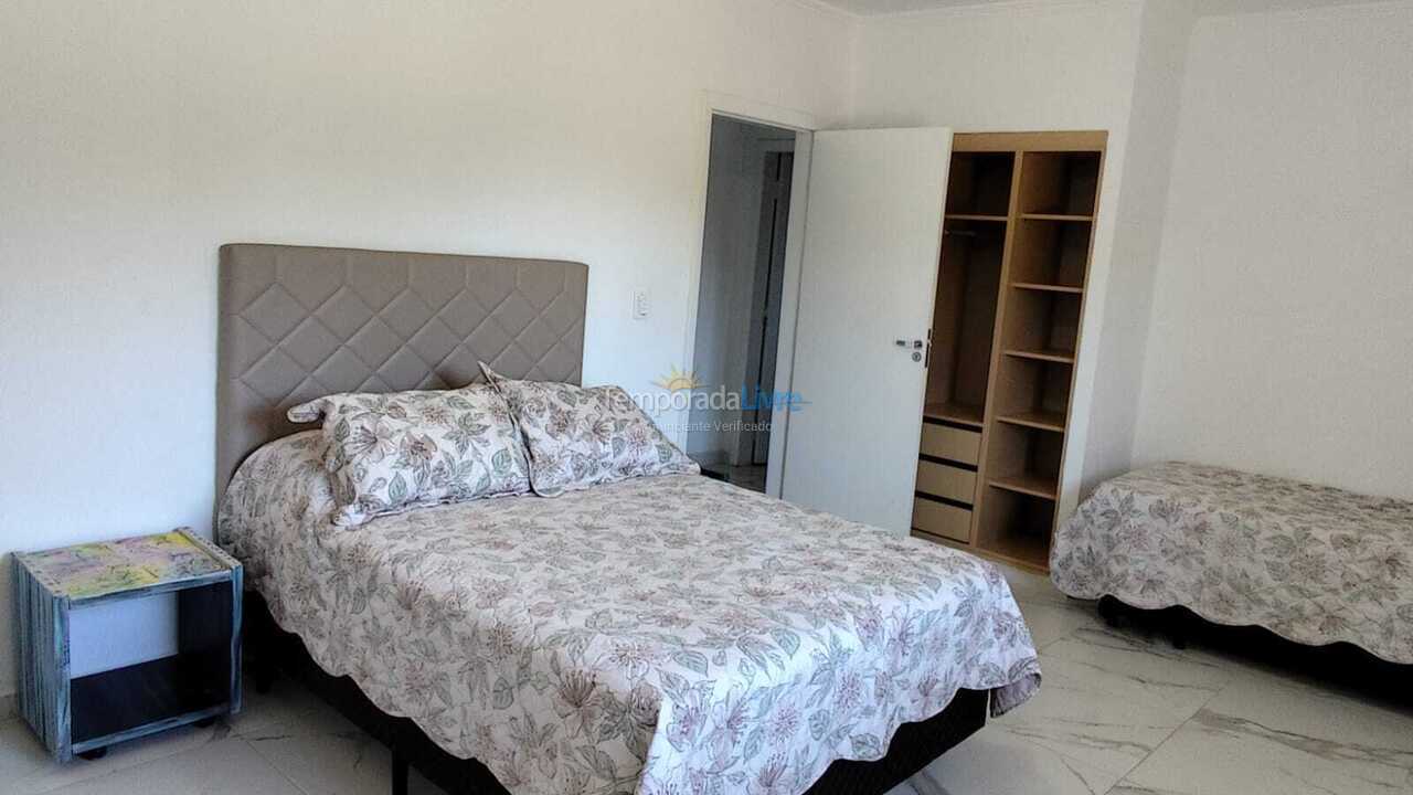 Casa para aluguel de temporada em Bombinhas (Morrinhos)