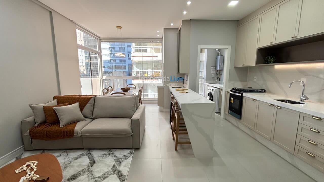 Apartment for vacation rental in Itapema (Meia Praia)