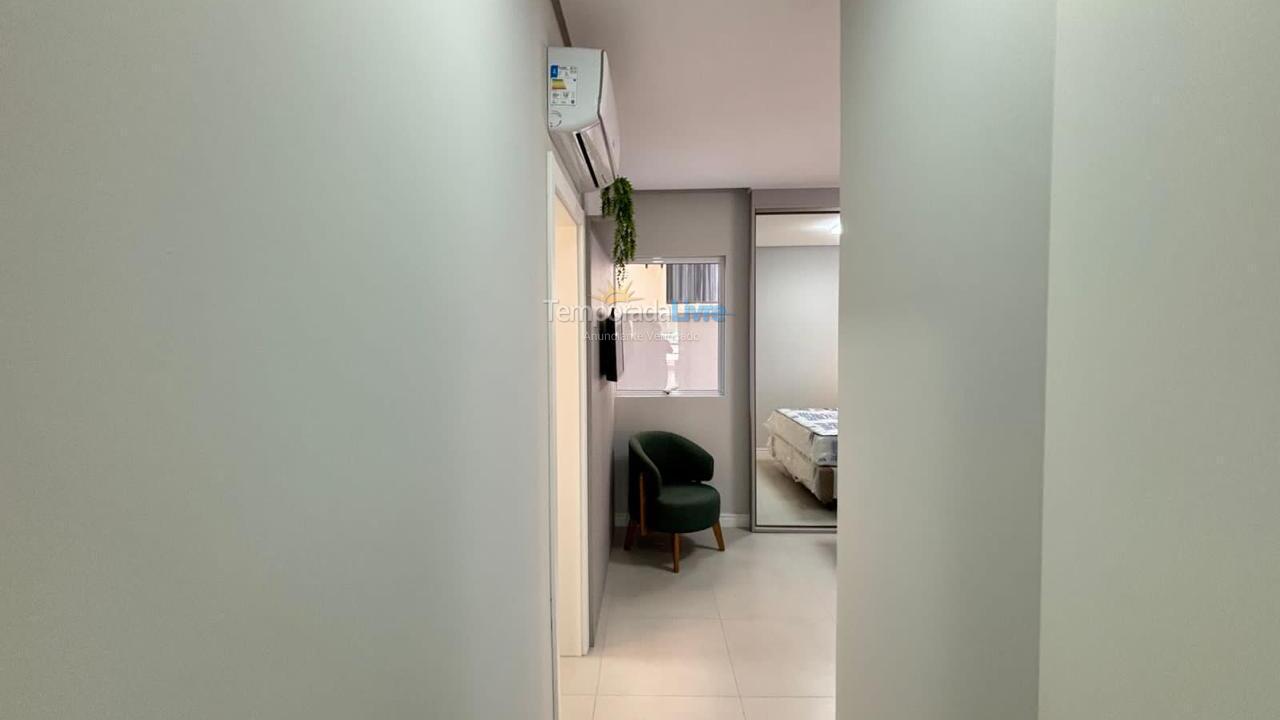 Apartment for vacation rental in Itapema (Meia Praia)