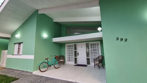 Hermosa Casa de Una Planta en la Riviera - Piscina Climatizada - Módulo 20