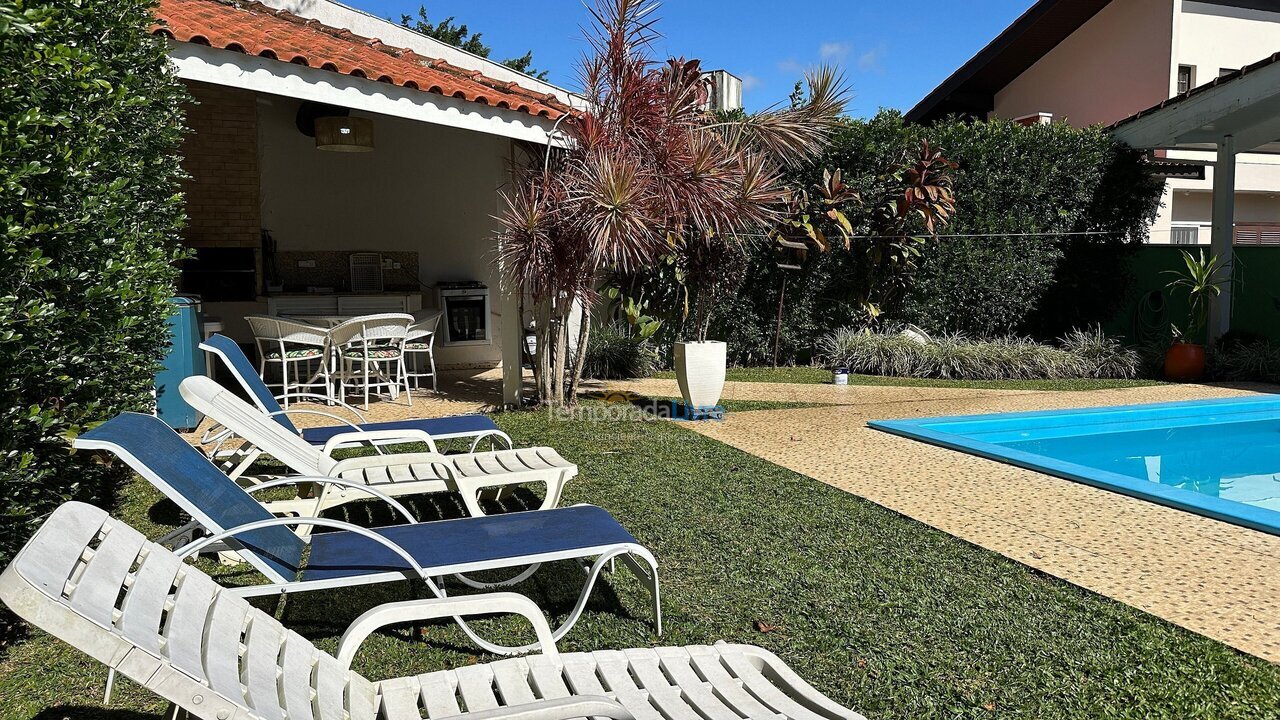 Casa para alquiler de vacaciones em Bertioga (Riviera de São Lourenço)