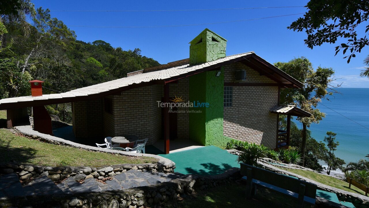 House for vacation rental in Porto Belo (Araca)