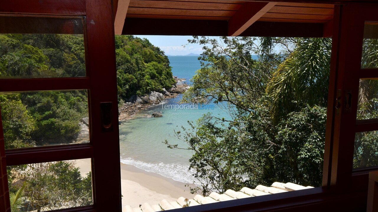 House for vacation rental in Porto Belo (Araca)