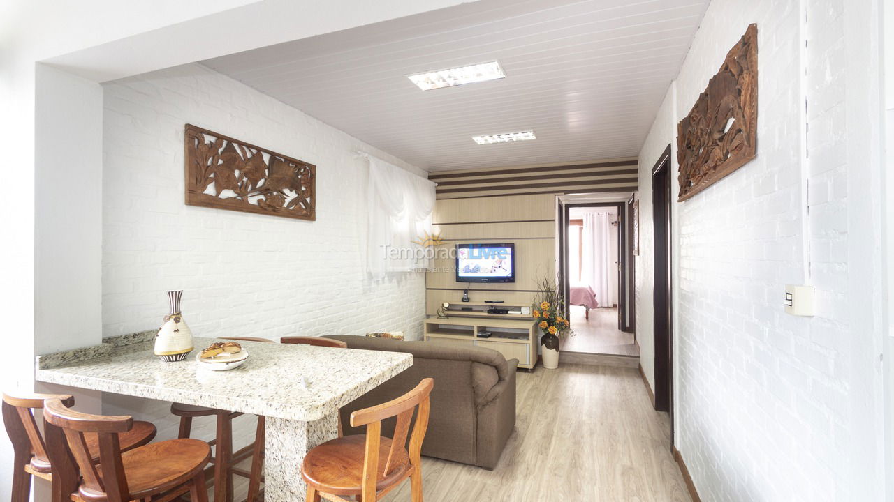 Casa para aluguel de temporada em Porto Belo (Centro)