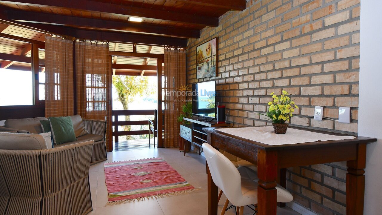 House for vacation rental in Porto Belo (Araca)