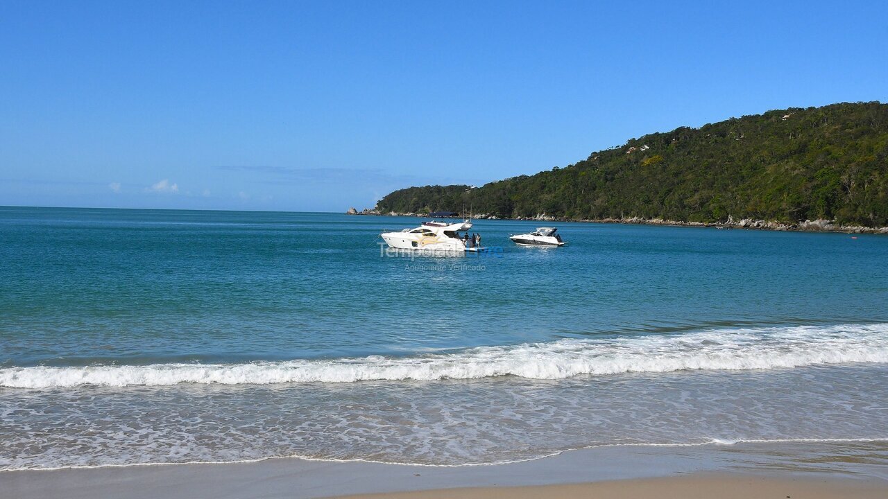 House for vacation rental in Porto Belo (Araca)