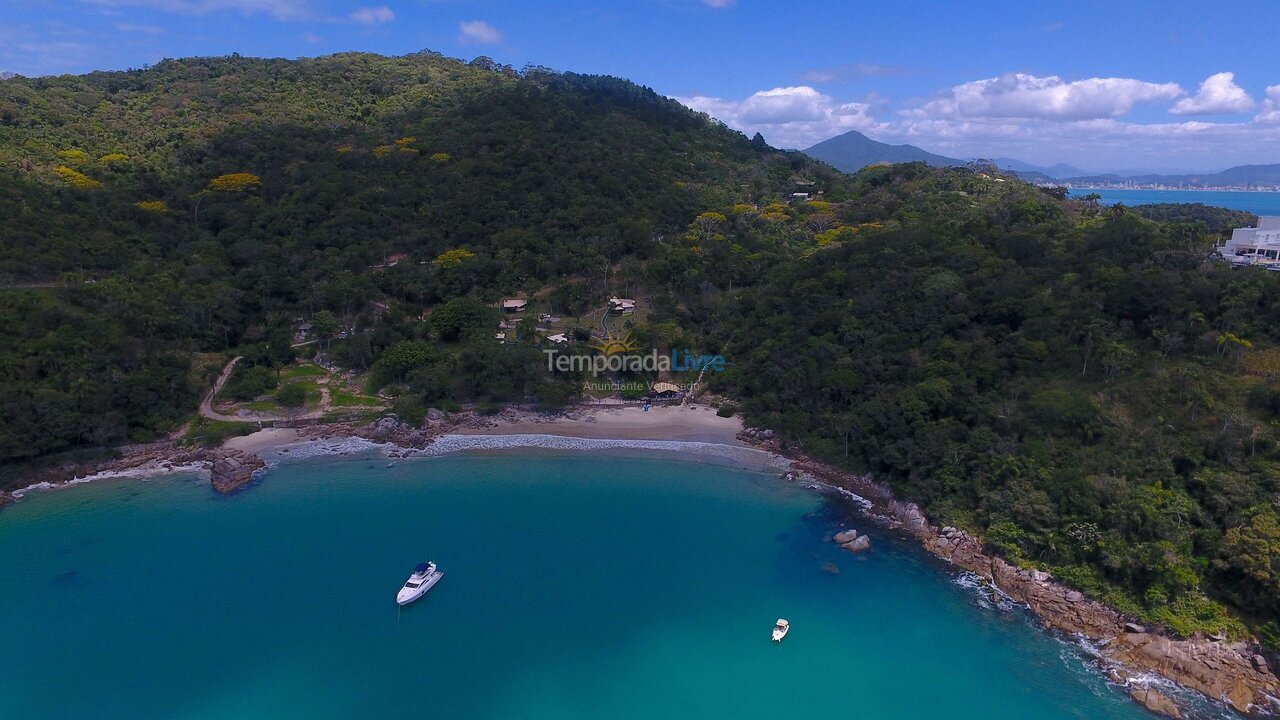 House for vacation rental in Porto Belo (Araca)