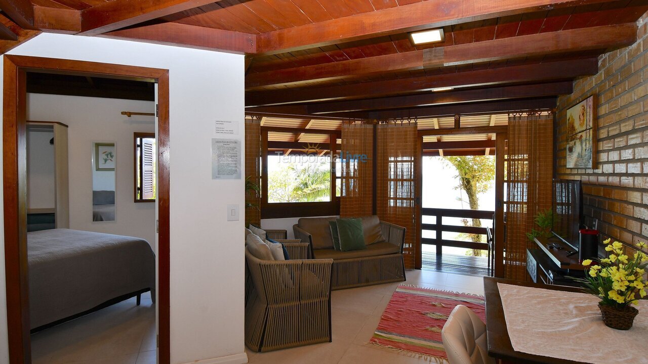 House for vacation rental in Porto Belo (Araca)