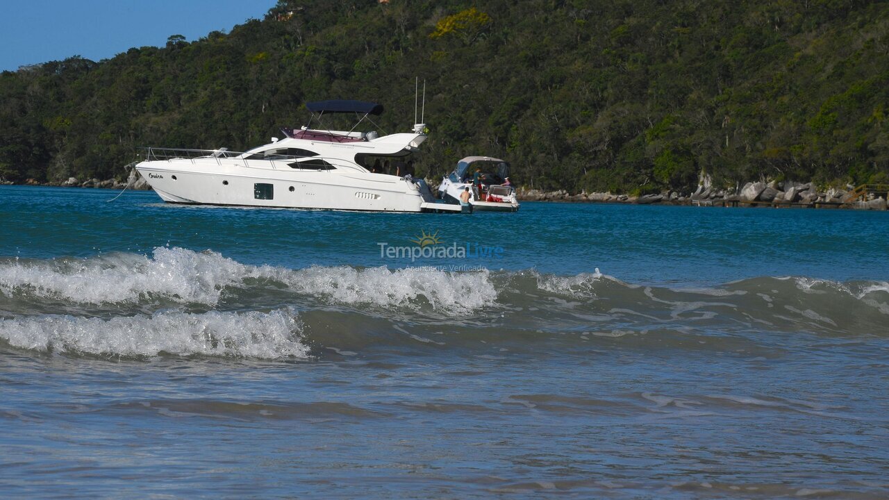 House for vacation rental in Porto Belo (Araca)