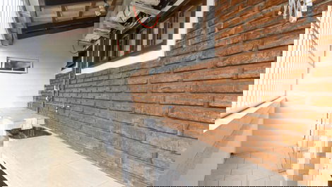 ÓTIMA CASA QUADRA MAR NA PRAIA DO CENTRO DE PORTO BELO