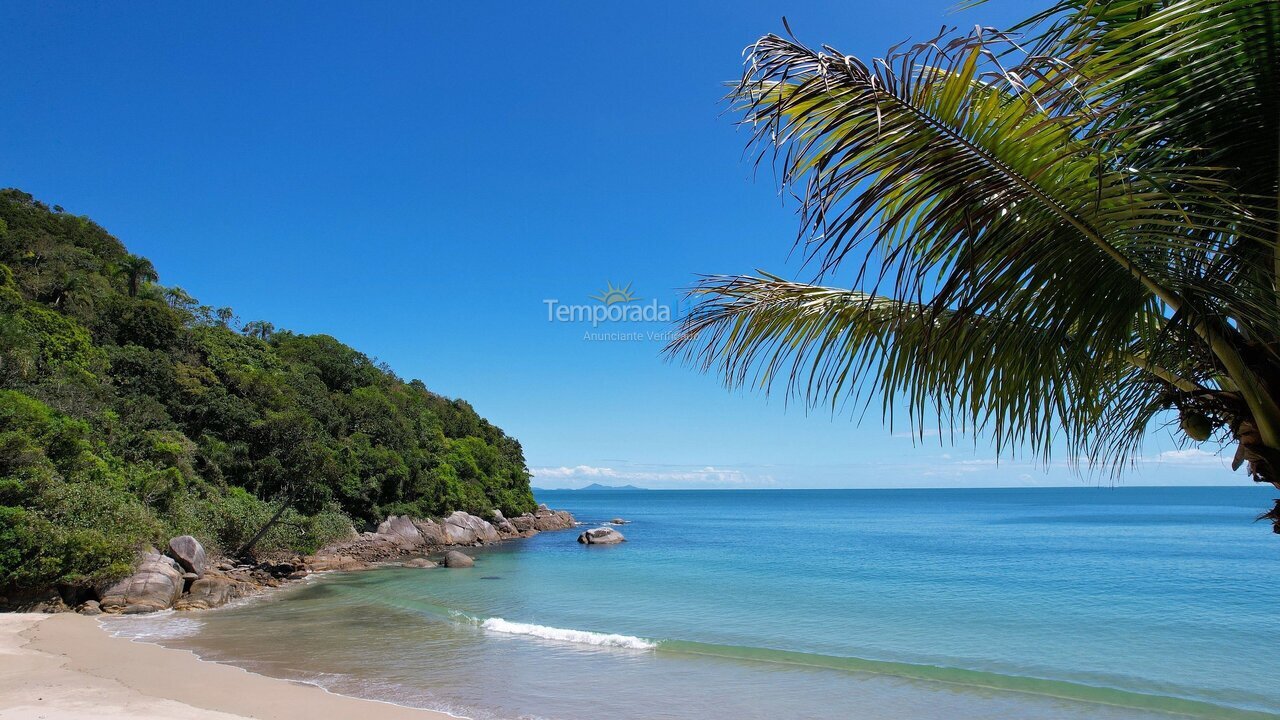 House for vacation rental in Porto Belo (Araca)