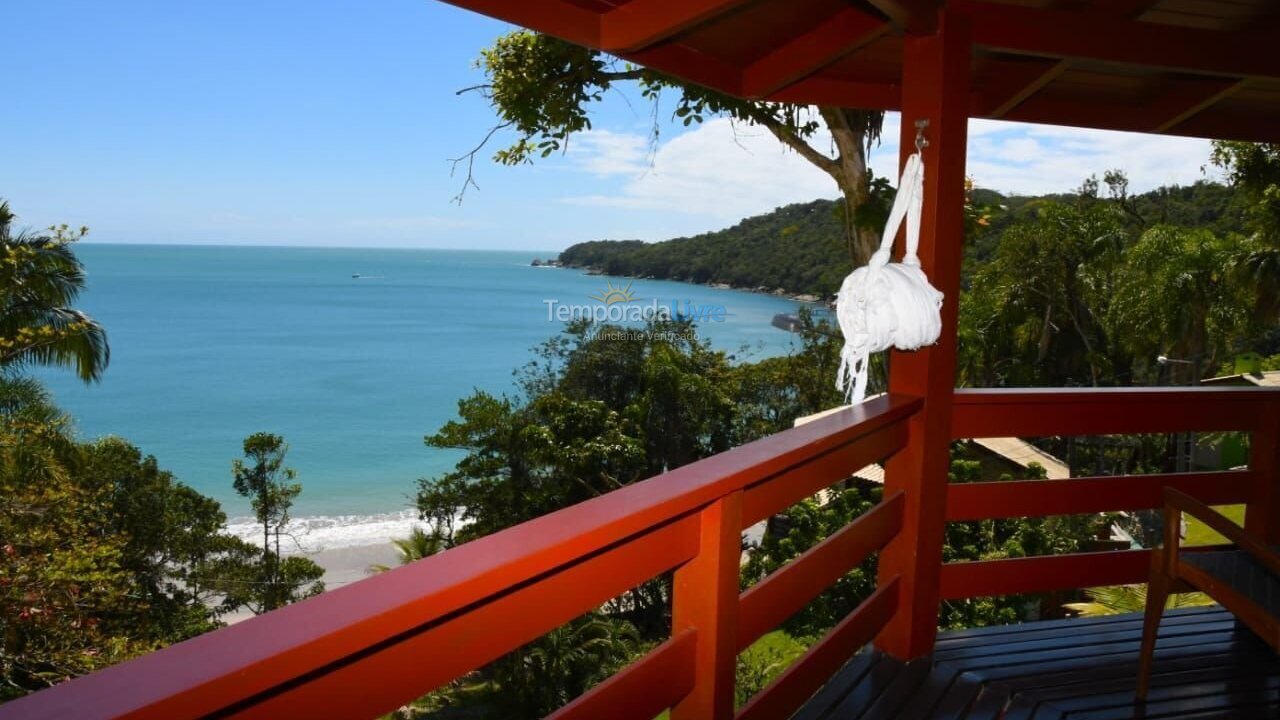 House for vacation rental in Porto Belo (Araca)