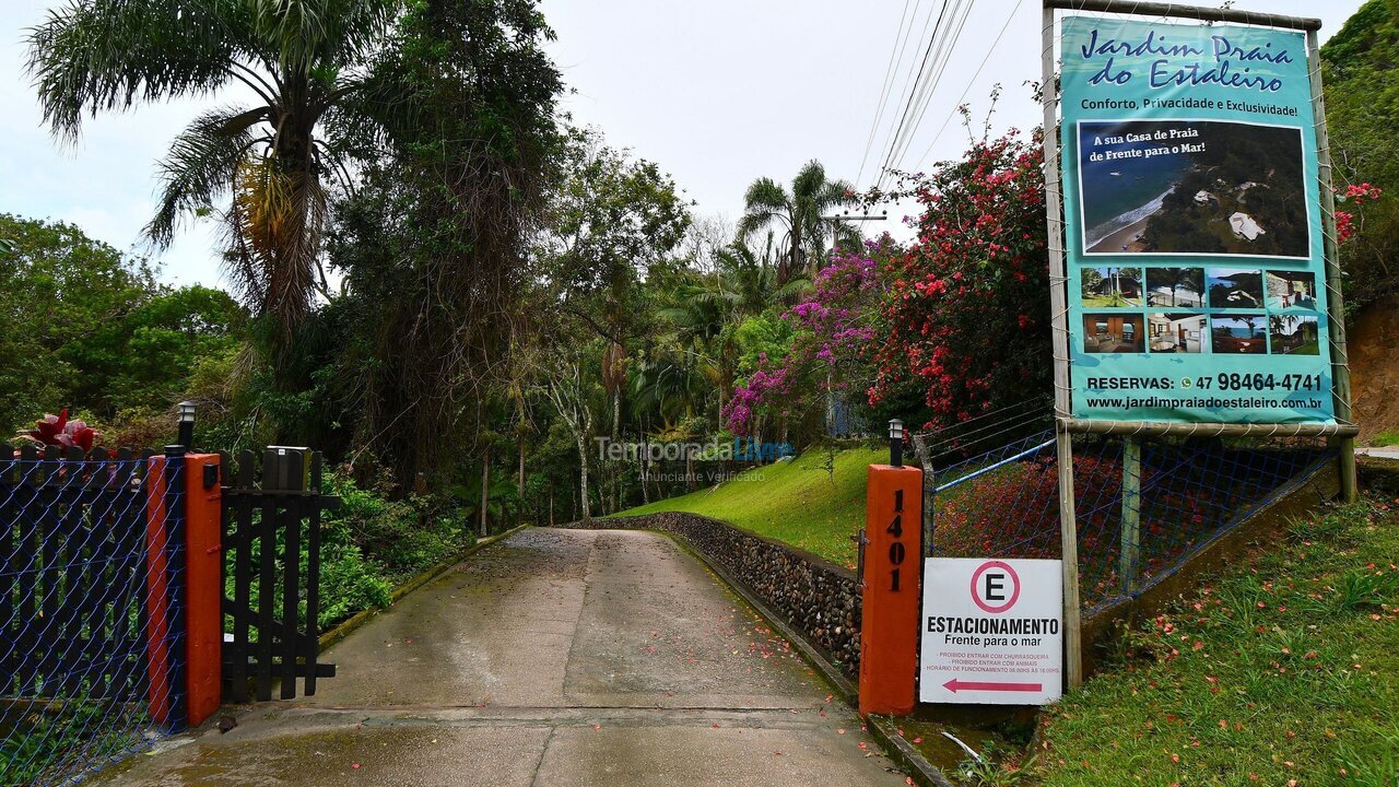 House for vacation rental in Porto Belo (Araca)