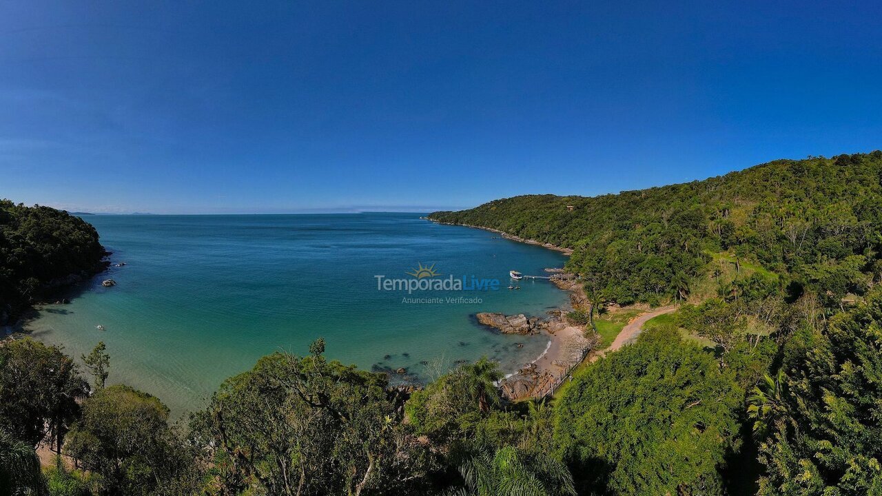 House for vacation rental in Porto Belo (Araca)