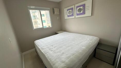 BELO E ACONCHEGANTE APARTAMENTO A 100 METROS DA PRAIA DE BOMBAS