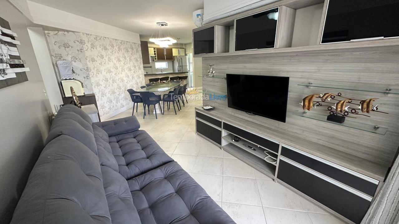 Apartamento para aluguel de temporada em Bombinhas (Praia de Bombas)