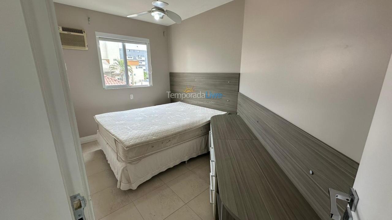 Apartamento para aluguel de temporada em Bombinhas (Praia de Bombas)