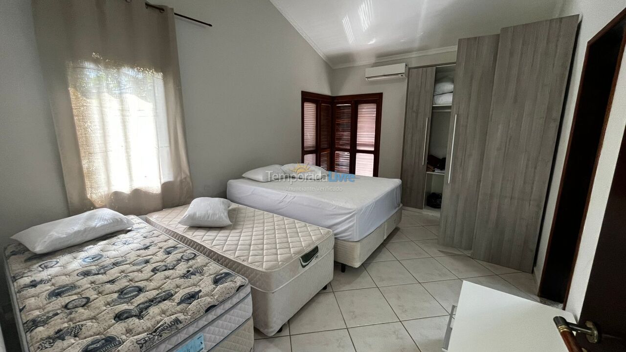 Casa para aluguel de temporada em Bertioga (Riviera de São Lourenço)