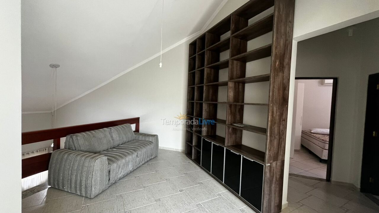 Casa para aluguel de temporada em Bertioga (Riviera de São Lourenço)